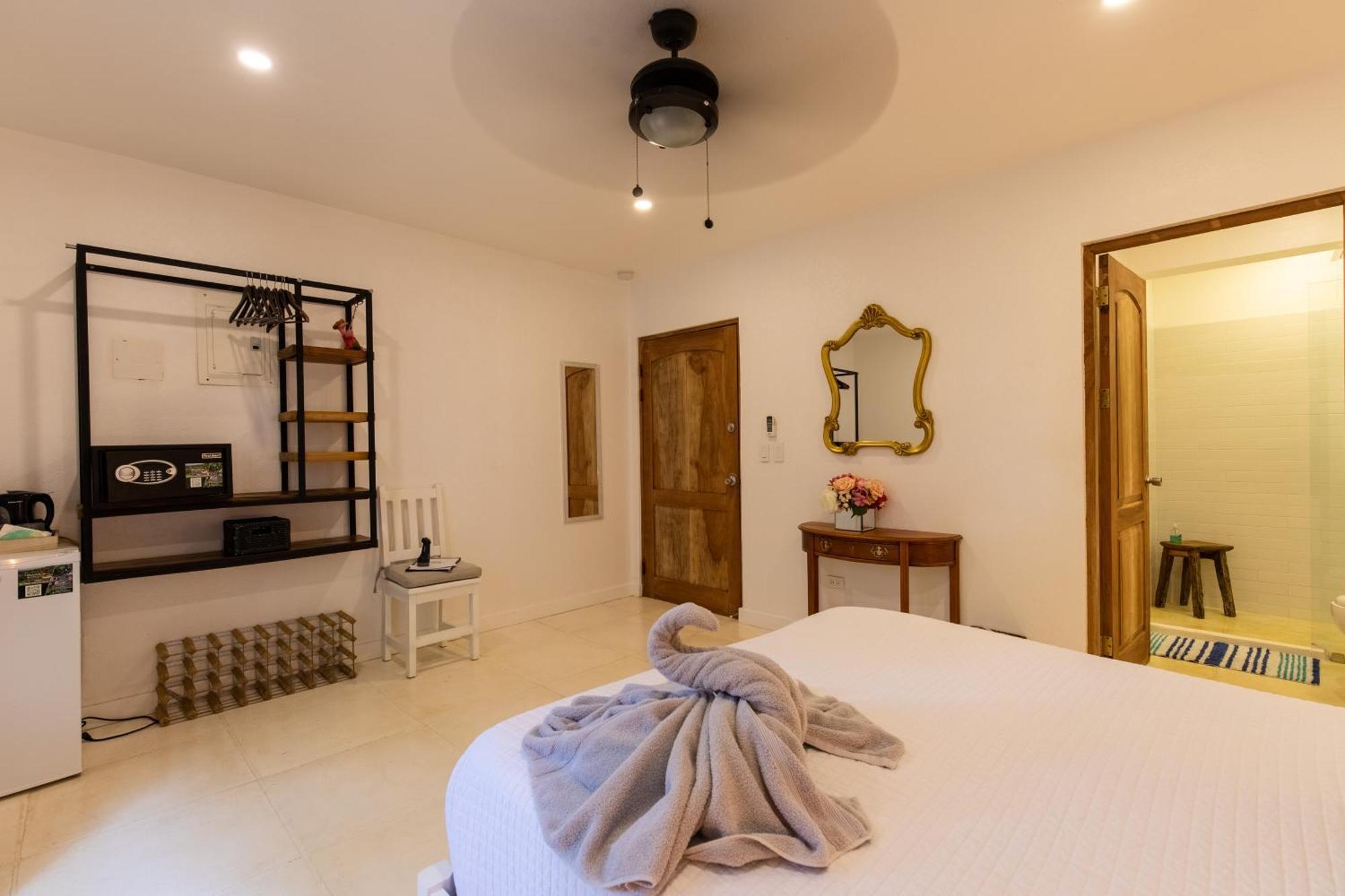 Casa Vitality Bed And Breakfast - Playa Guiones, Nosara - 4 Minute Walk To The Beach Екстериор снимка